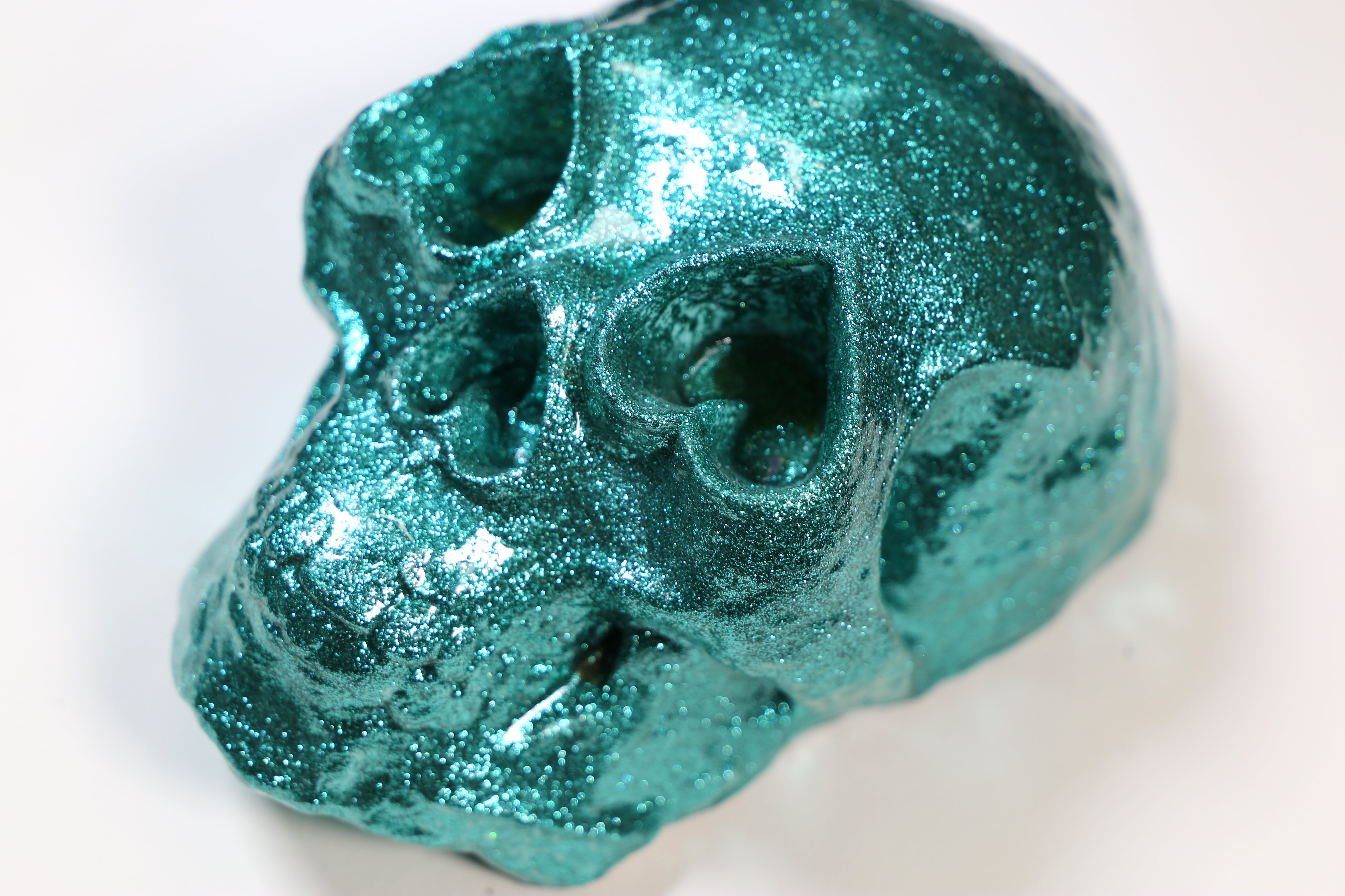 Love Skull Cast lX (2018) (Aqua Sparkle Resin)